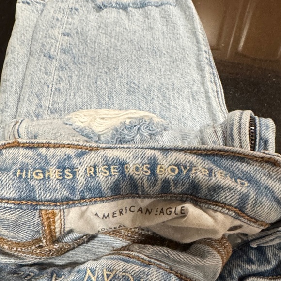 American Eagle Light Blue Distressed jeans Jeans - Picture 14 of 14